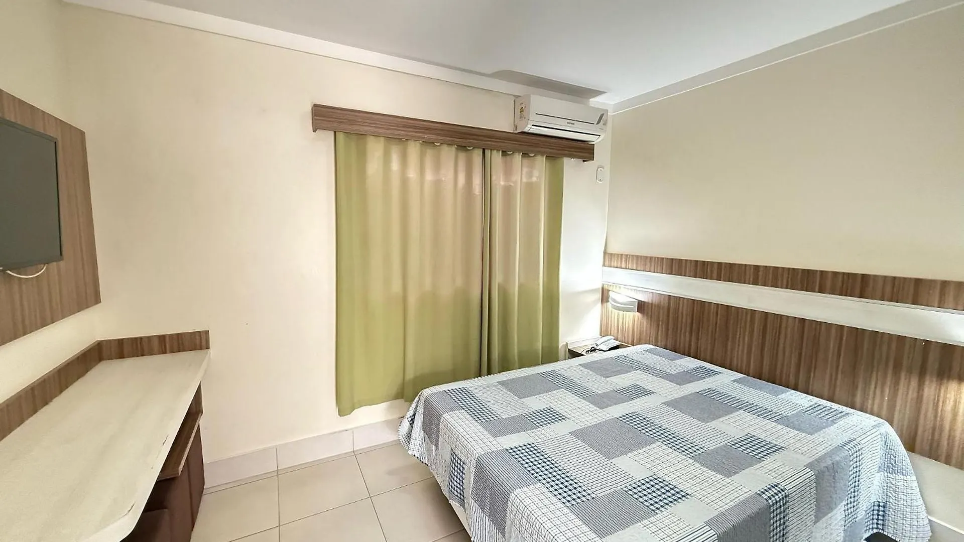 Lacqua Diroma III - Via Caldas Caldas Novas Apartmán
